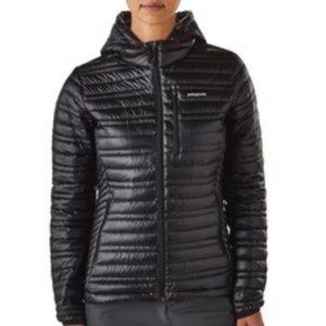 Patagonia Women's Ultralight Down Hoody, black, size small
